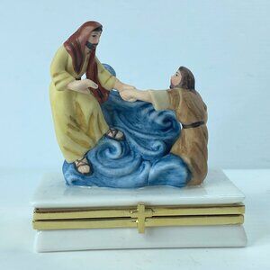 New Limoges The Life of Christ "Walk On Water" Porcelain Trinket Box w/Cert A363